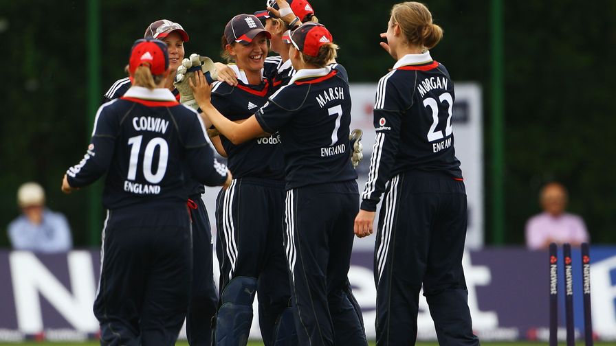 Opening the batting, Taylor helps England to victory at the ICC Women's World Cup followed by the ICC Women's T20 World Cup in 2009. A golden year!