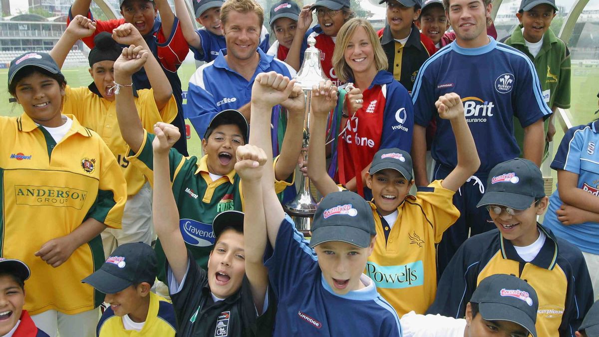 Clare helps launch the Twenty20 Cup at Lord's in 2004