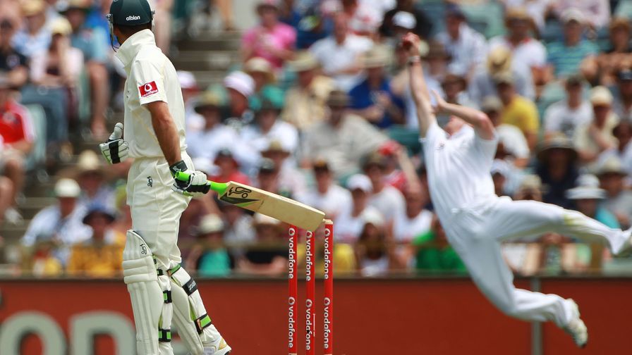 Unreal. Paul Collingwood takes another of his trademark stunners to dismiss Australia captain Ricky Ponting.