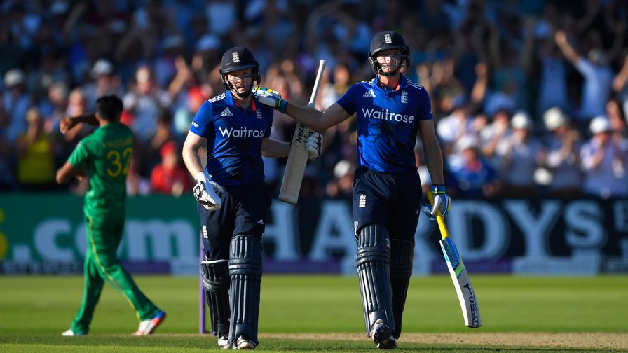 A world record. England hammer 444-3 against Pakistan at Trent Bridge.