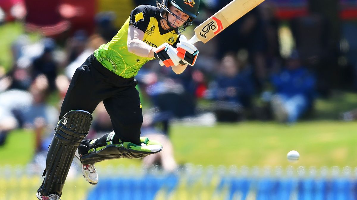 How many runs will Rachael Haynes score for Oval Invincibles?