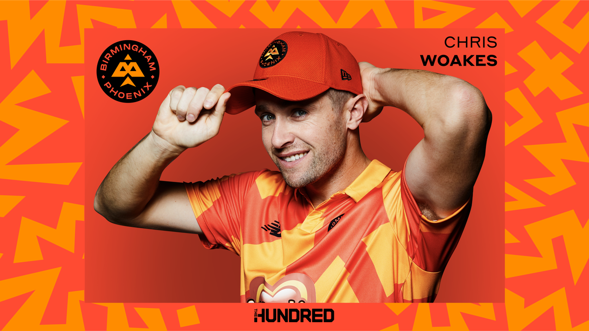 Here's how it looks on Chris Woakes.