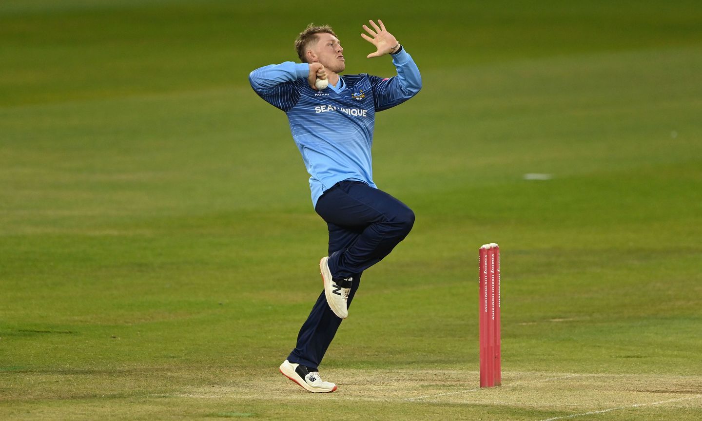 Dom Bess spun his way to brilliant match figures of 3/15